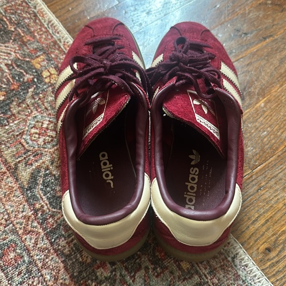 Rare Adidas Bermudas (similar to Samba) - Picture 5 of 7